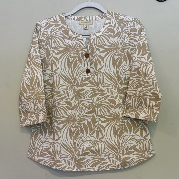 Appleseed  Tan Leaf Pattern Blouse PS - Picture 1 of 7